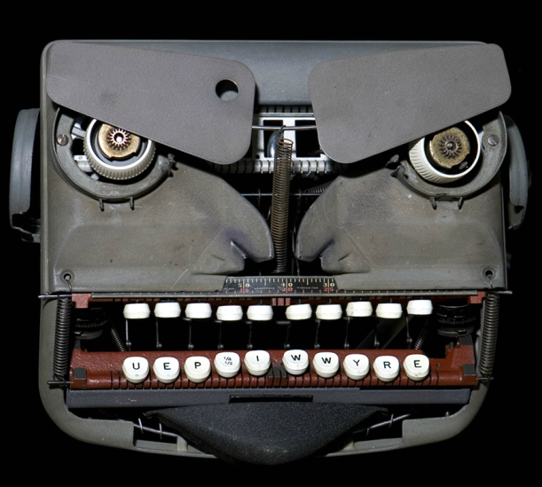 Typewriter esempio di tecnologia usata in opere d arte