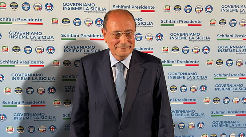 Renato Schifani 2022 b