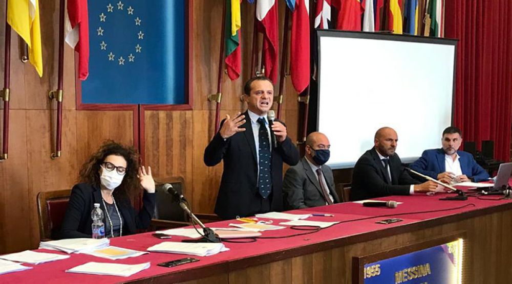 Messina, sindaco De Luca inveisce dopo la domanda del giornalista Caspanello, solidarietà di Ordine e Assostampa